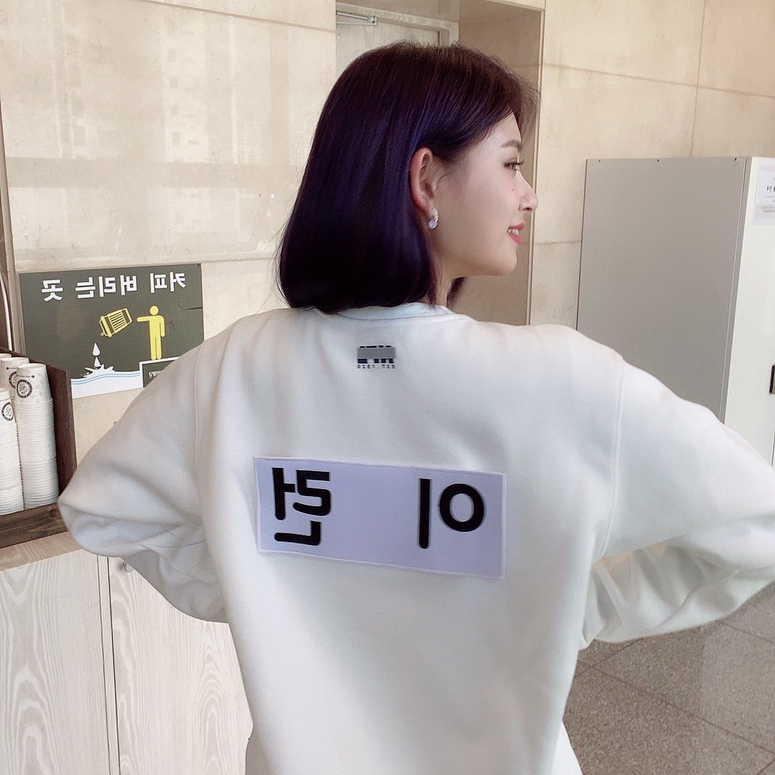 ___yrnnnnnn's tweet photo. #HAPPY_YIREN_DAY
去年の誕生日からもう
1年経つと思うと早いな💭
これからも可愛いかつ
カッコイイギャップイロン
沢山見してください😌🗽💖
早く直接会える世界が来ますように🙏🏻
おめでとう愛してる〰️❕自慢の推し✊🏻 
#OurAngelYirenDay https://t.co/X8YXz4VfLB