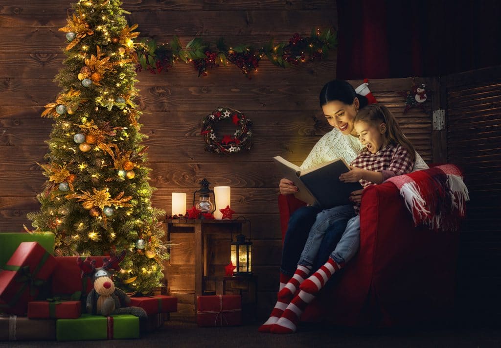 Christmas stories are wonderful when shared. Enjoy a memorable storytime this season next to your pre-decorated Easy Treezy Christmas Tree. #christmastory   #easytreezy #easysetupchristmastree
 zcu.io/F7u9