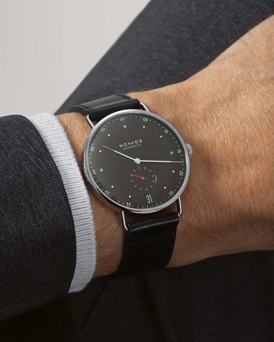nomosglashuette's tweet image. Pssst: Until December 31, this watch comes exclusively equipped with the #NOMOS #deployant #clasp!
nomos-glashuette.com