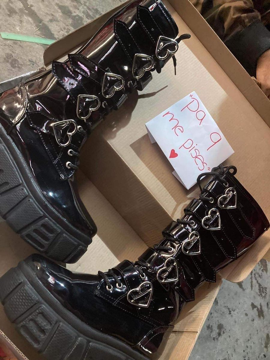 Esto si es un detalle!!
Jajajaj 
Feliz Navidad familia