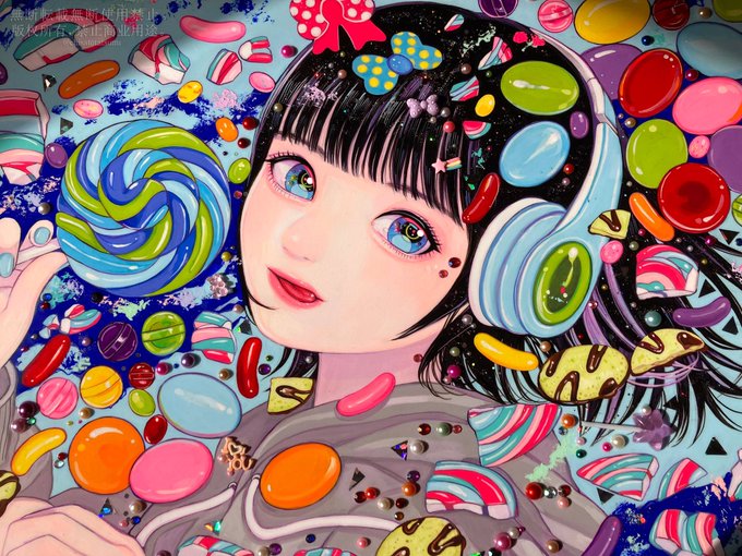 「holding sweets」 illustration images(Latest)