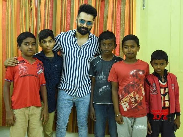 ram_aifc's tweet photo. Child maari                     Lion maari   
Mentality                         Personality 

@ramsayz | #RAPO | #RAmPOthineni | #RAPO19 @ram_aifc https://t.co/tALSvCeEdP