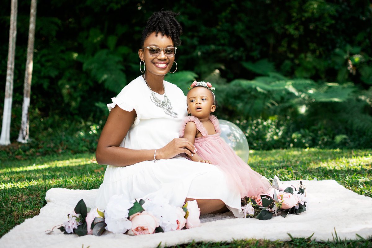 sheridonck's tweet photo. It costs $0.00 to retweet a black owned photography business 📷 https://t.co/QF1IfC2tiW