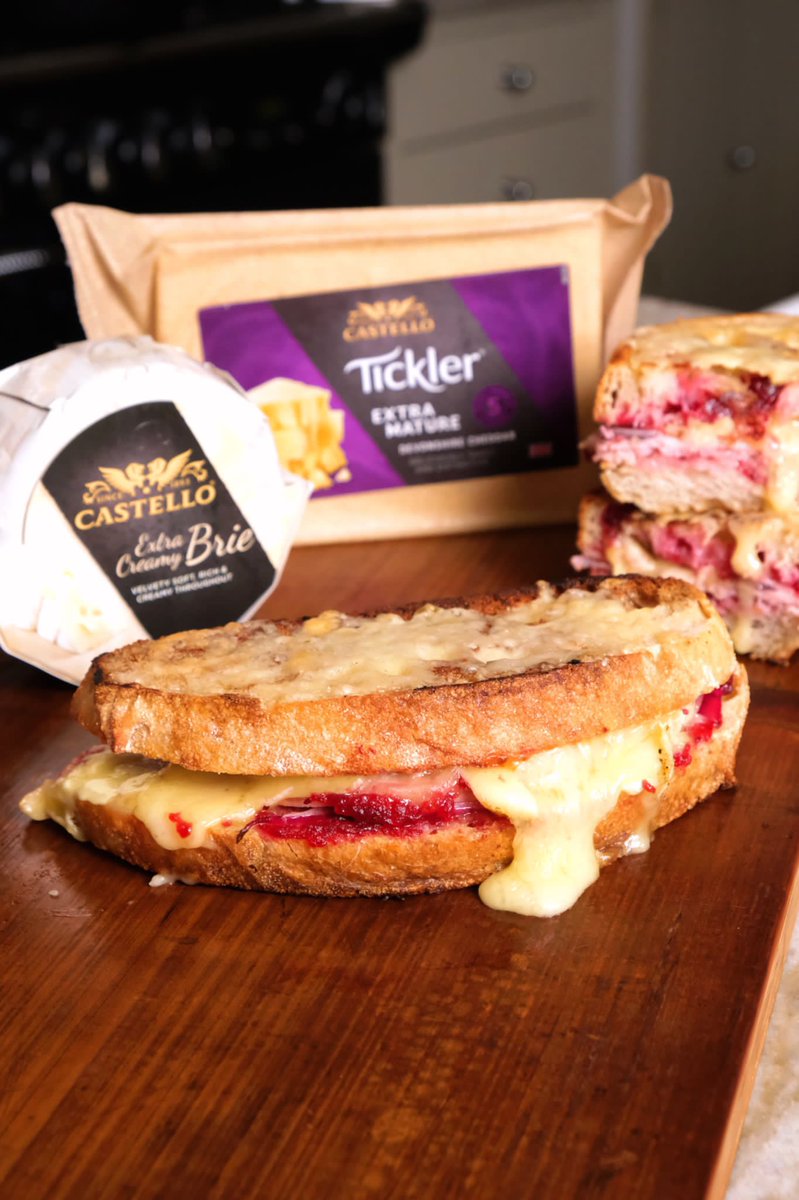 Just what we need 😋  An EXTRA Naughty Toastie Grill! Double #cheese dreams with Castello EXTRA Creamy Brie &amp; Tickler EXTRA Mature Cheddar on a sourdough base. Great way to use up that Christmas cranberry jelly! #cheesetoastie
#Recipe <a href="/thegoodbite/">The Good bite</a> IG Reel bit.ly/3EwmG20