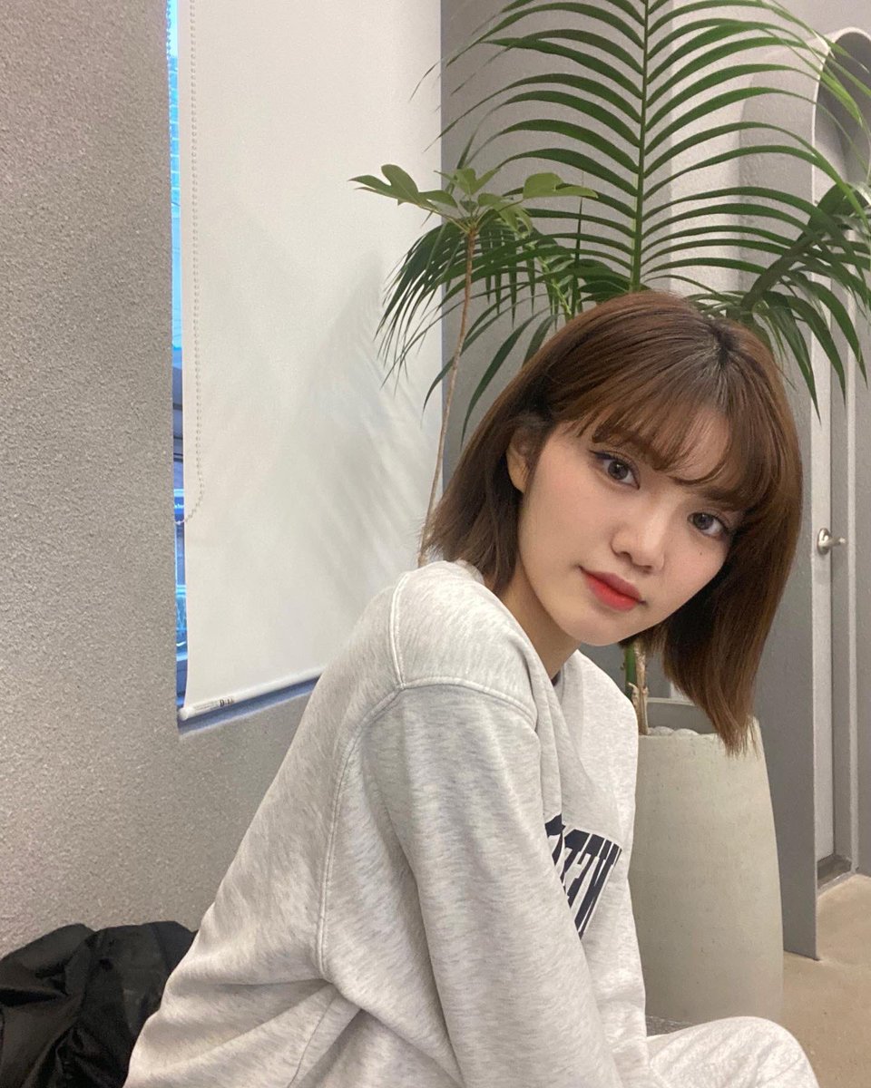 🖤
.
.
.
#정예림 #예림 #퍼플백 #YERIM #PurpleBeck
 #パープルベック #イェリム #愛していますよ 
#배키들 #사랑해