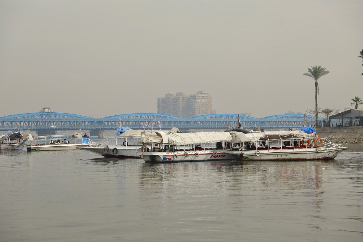 ylefoundation's tweet photo. Youth Love Egypt Foundation implements a clean up campaign in cooperation with @OurOcean to clean Nile River with the participation of 150 students from Badya school to raise awareness about the impact of plastic on climate change #ylecop #plastic #ClimateCrisis #educational https://t.co/e5rkXKlO80