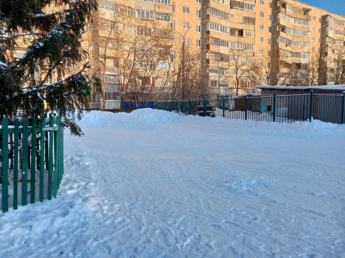 Дорогие земляки. Вот на этом месте у нас появится новая сцена. На сегодня собрано более двухсот подписей в поддержку нашего проекта. Подключайтесь, комментируйте, не будте равнодушными.