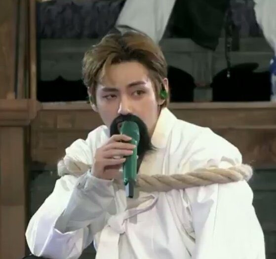 thway_iurmin's tweet photo. Taehyung being effortlessly funny- a wholesome thread https://t.co/wvTcmXfUjs