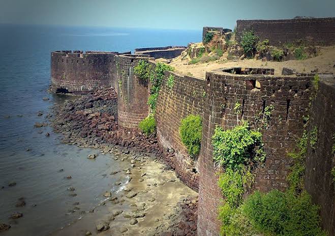 Chhatrapati Shivaji Maharaj fought and won this fort, so it is named as VijayDurg.
It is pride symbol of the battles he fought, we cannot let it get destroyed.

We all Hindus request the authorities to maintain the fort.
#Save_Vijaydurg_Fort