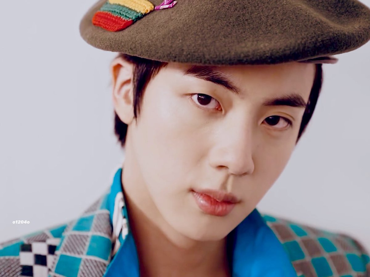 o1204o's tweet photo. #JIN #석진 #방탄소년단진 #BTSJIN @BTS_twt https://t.co/sPpHxCo6gw