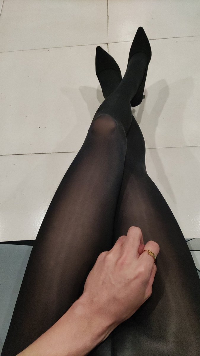 zero05047127's tweet photo. 自娱自乐 https://t.co/UZHO2vwIzM