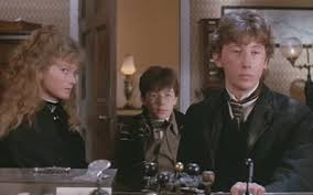 merlinpapin3's tweet photo. Un Jour, Une Réplique 

- Un grand détective compte sur la perception, l'intelligence et l'imagination.

#LeSecretdelaPyramide de #BarryLevinson (1985)  avec #NicolasRowe #AlanCox #SophieWard #AnthonyHiggins  

@Jouxplane83 @FredOL69007 https://t.co/rQHBIWazIB