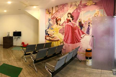 UjjainSmartCity's tweet photo. Ujjain smart city constructed "SHE LOUNGE"
Lounge especially for Ladies operated by Lady staff
Well maintained toilets and baby care
Sanitary Napkin Vending Machine and Incinerator
Completed at two locations.
1st She Lounge at Nanakheda
2nd She Lounge at Freeganj
#shelounge #USCL https://t.co/GNVYGowG9a