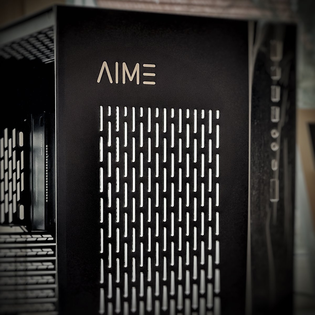 aime_bird's tweet image. Sneak peeking the AIME T600 #multigpu #artificialintelligence workstation for your #deeplearning development or your next #cgi rendering workhorse. Coming soon…