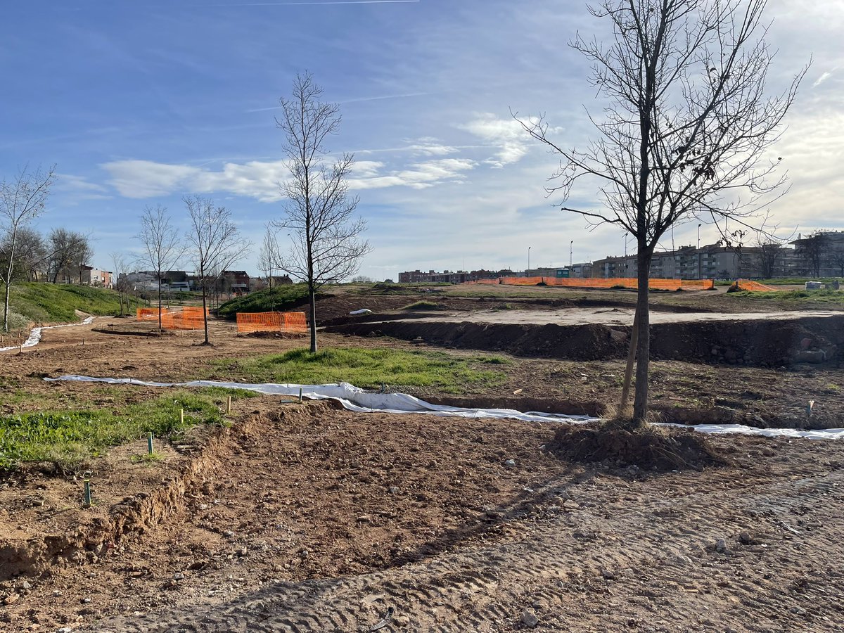 parcdelnordsbd's tweet photo. 🔴 Les obres al #ParcDelNord avancen de manera favorable, volem posar de manifest la bona relació i el treball conjunt entre la comissió i l’@Aj_Sabadell aquests mesos enrere, promesa complerta i executada per l’actual govern municipal, seguirem informant pròximament https://t.co/WGIoL04HAd