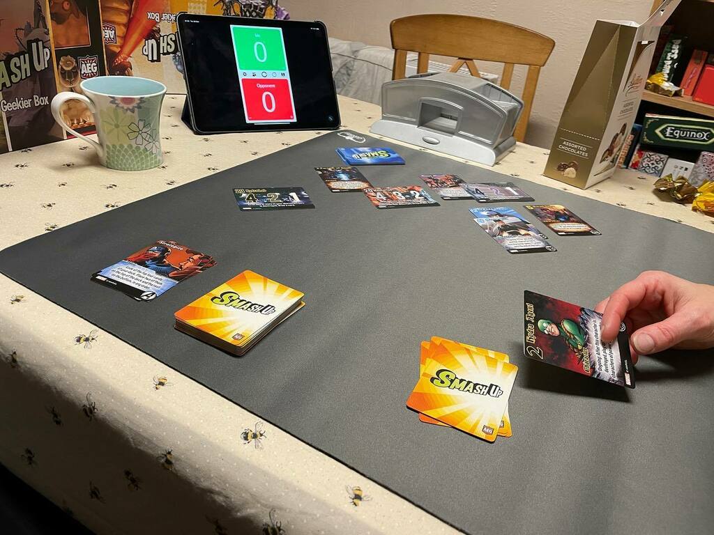 mod_xtra's tweet photo. Weโre playing some #Marvel #smashup. Gotta say though - #SHIELDagents & Avengers donโt appear to have great synergy. Masters of Evil are janky fun.
.
.
.
#marvelsmashup #marvelsmashupgame #smashupgame #boardgames #boardgamephotography https://t.co/Gcq8RLQUfa