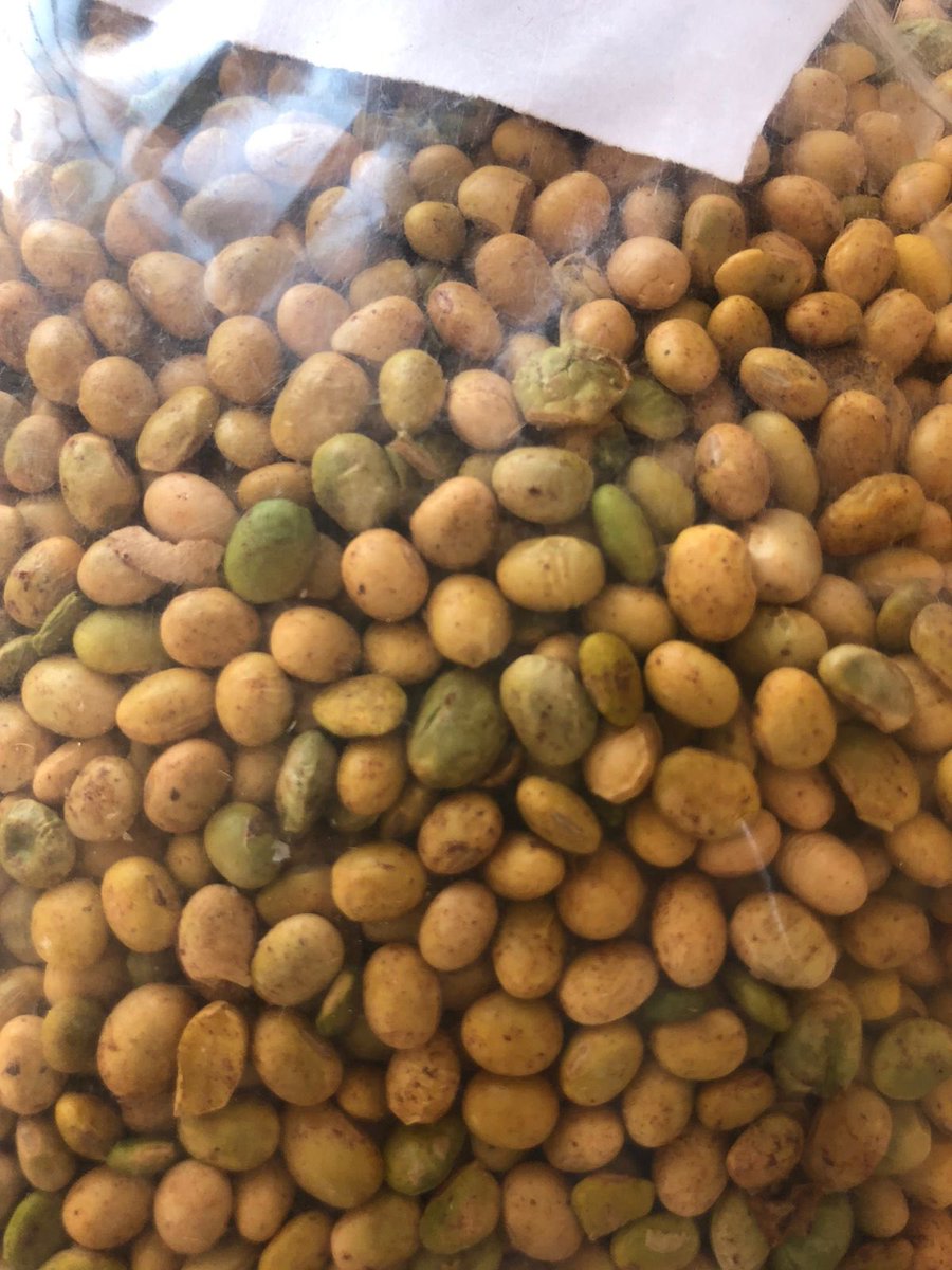 andreascordeiro's tweet photo. Padrão da soja que está sendo colhida e depositada nos armazéns de cooperativas, indústrias e cerealistas não região do extremo oeste do Paraná

 #soja #colheita #agro #cbot #safra https://t.co/dagAQLgtY4