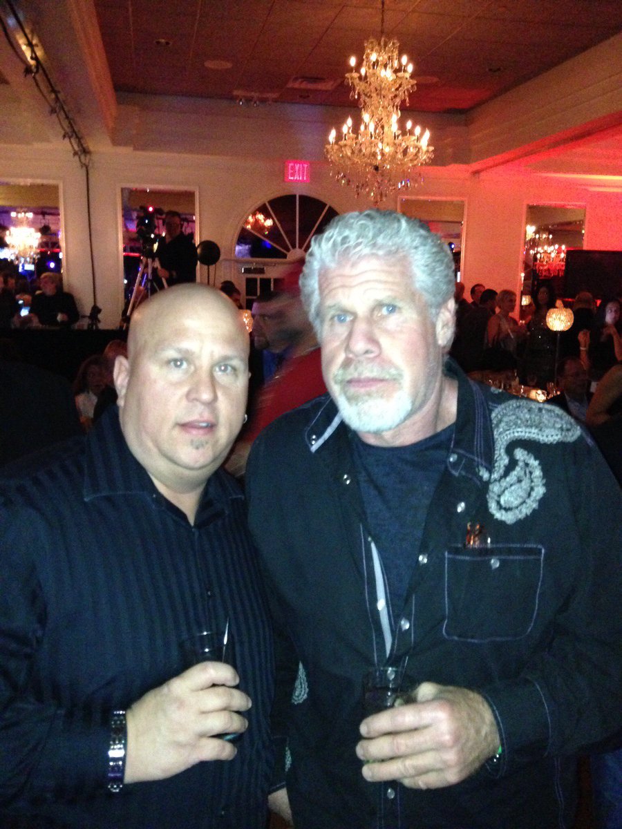 TVB110's tweet photo. @KimFCoates @perlmutations @deesnider @Theorossi 9 years ago tonight. What a great time for a great cause #statenstrong https://t.co/dnQZ7KFs1y