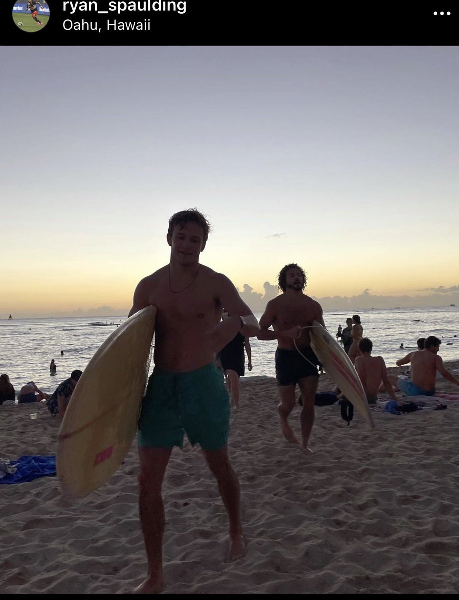 Sam_Lattof's tweet photo. Ryan Spaulding can surf #AnnounceRyanSpaulding #NERevs https://t.co/IEGjQO1hBp