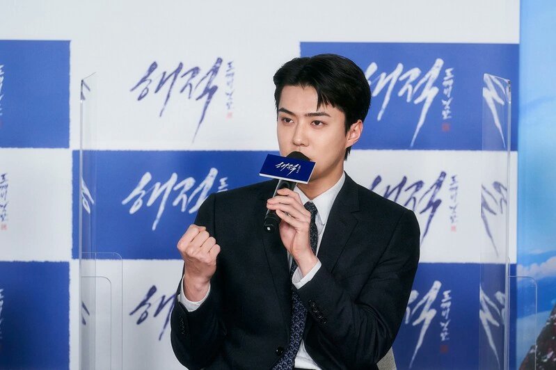 xexoxexol's tweet photo. #SEHUN #EXO https://t.co/MMi0tsatgR