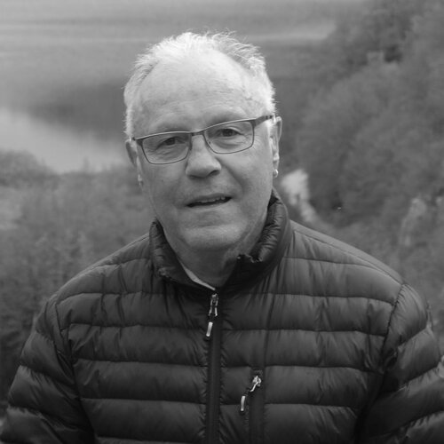 brackenmagazine's tweet photo. "...but for a patch of afternoon sunlight
in an upper branch, catching a spider
hard at it, knotting one strand of its net
to the next with its eight knitting needles." -from Ed Harkness' "Italian Prune" in Issue VIII https://t.co/T32rtOzhAB #BrackenMagazine #IssueVIII #poetry https://t.co/Wdqy4hxQ9T
