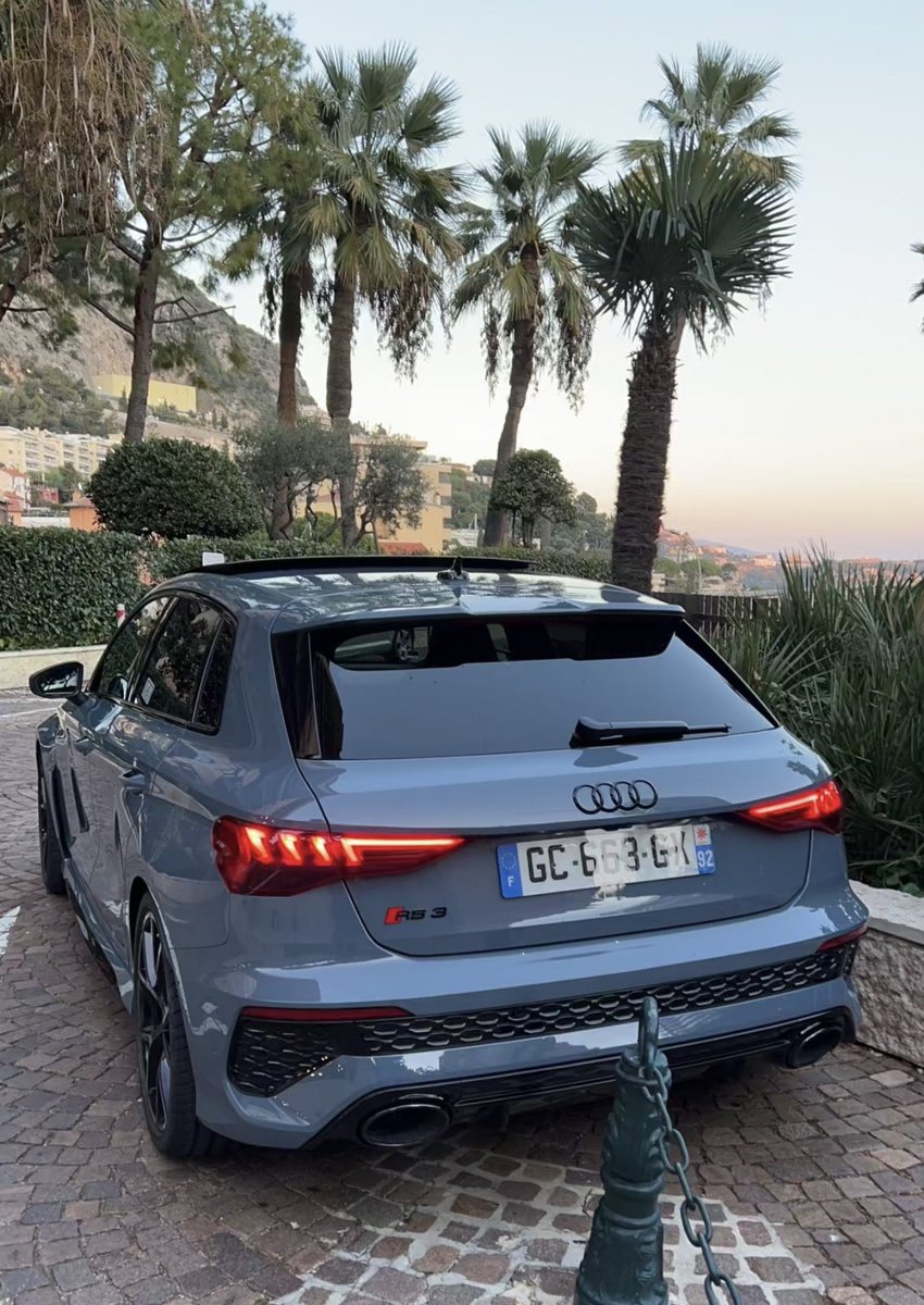 luxurycars08's tweet photo. Audi RS3 🌴 https://t.co/z5ztOJhGfh
