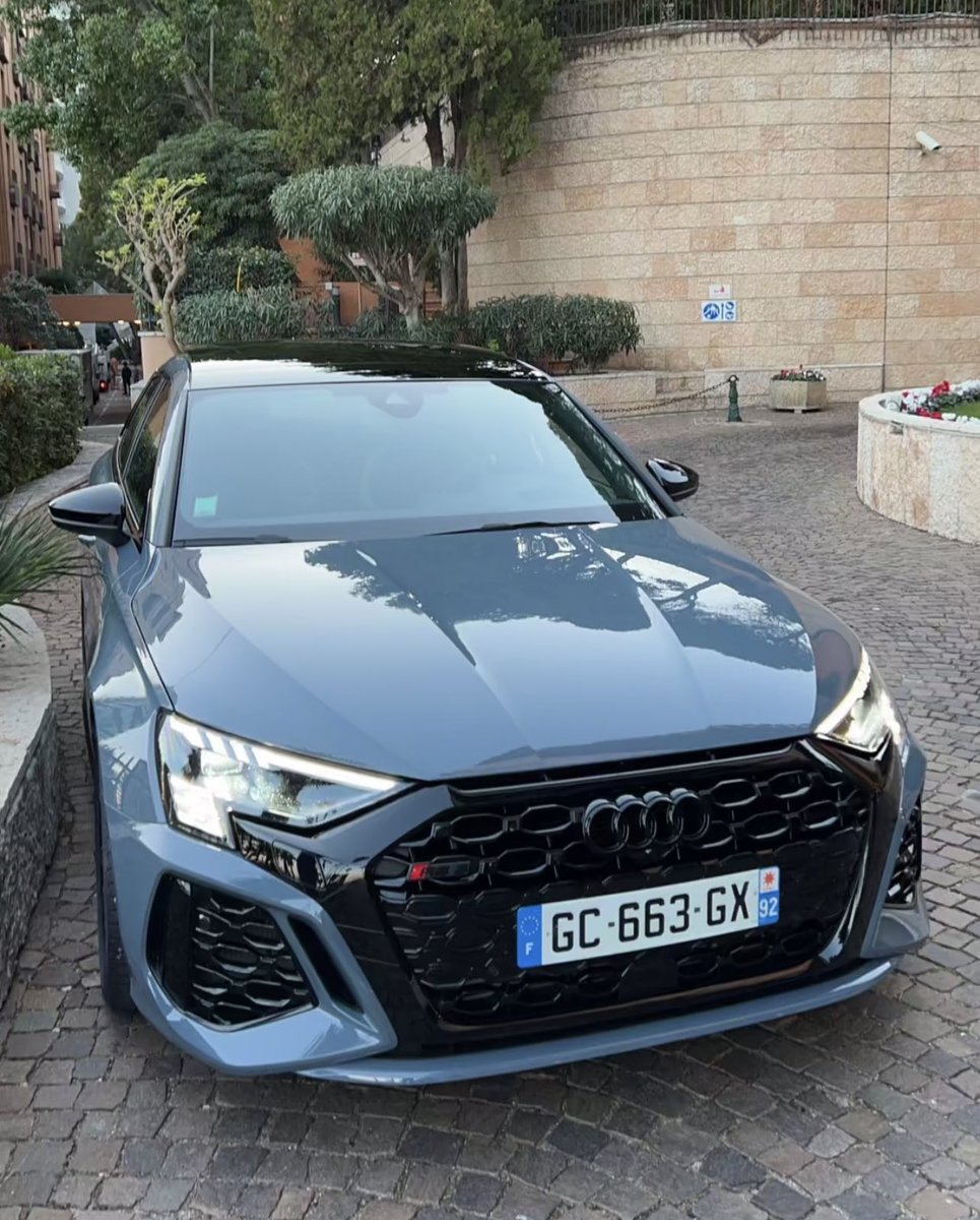 luxurycars08's tweet photo. Audi RS3 🌴 https://t.co/z5ztOJhGfh