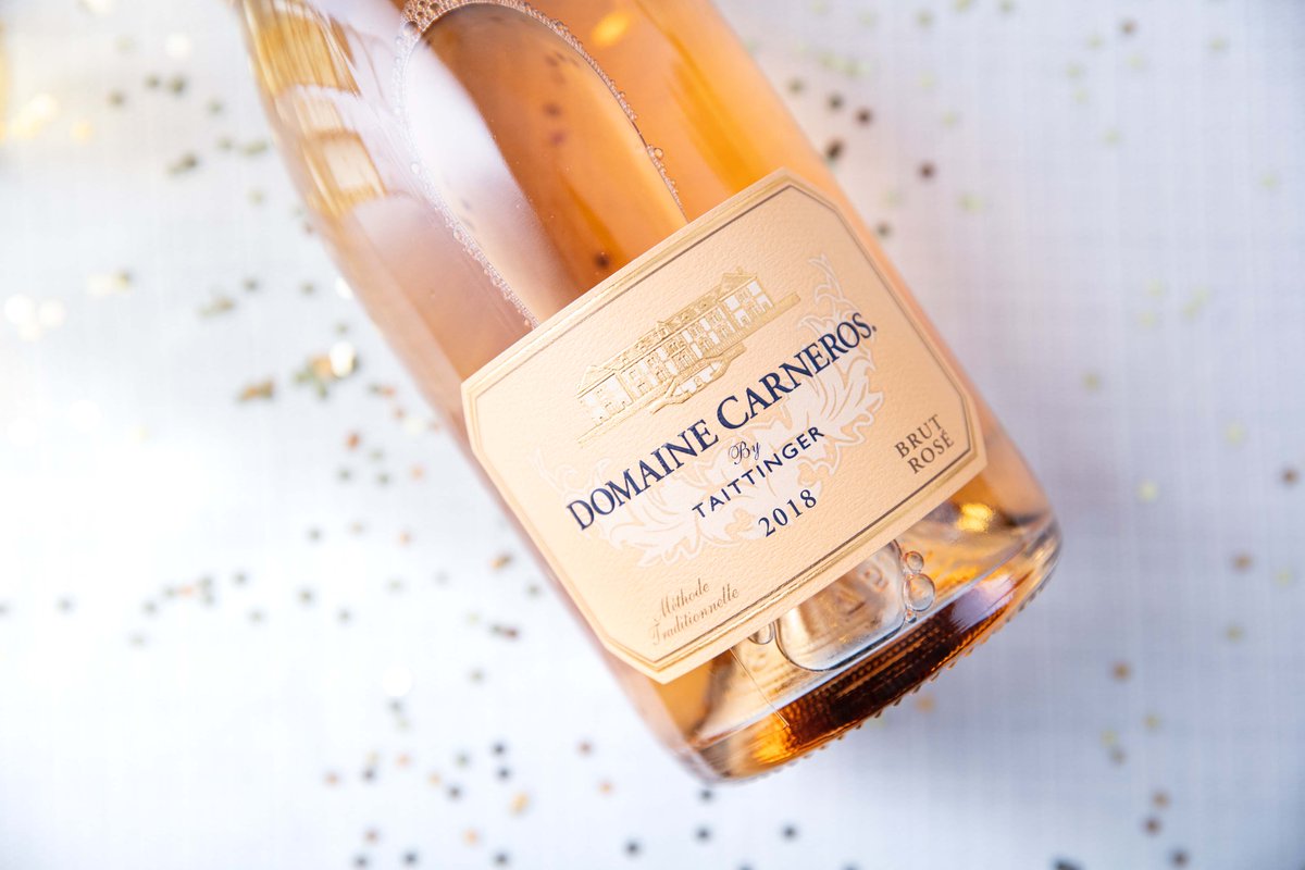 Chill the bubbles, we've got some celebrating to do! As we approach the end of the year, we wanted to thank you for being a part of our Château family. We look forward to raising a glass and celebrating life's moments with you 🍾✨  #cheerstoanewyear #hello2022