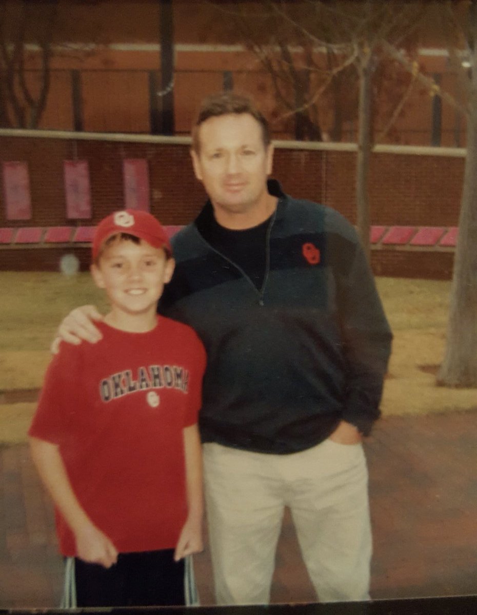 Logan Holle tweet media