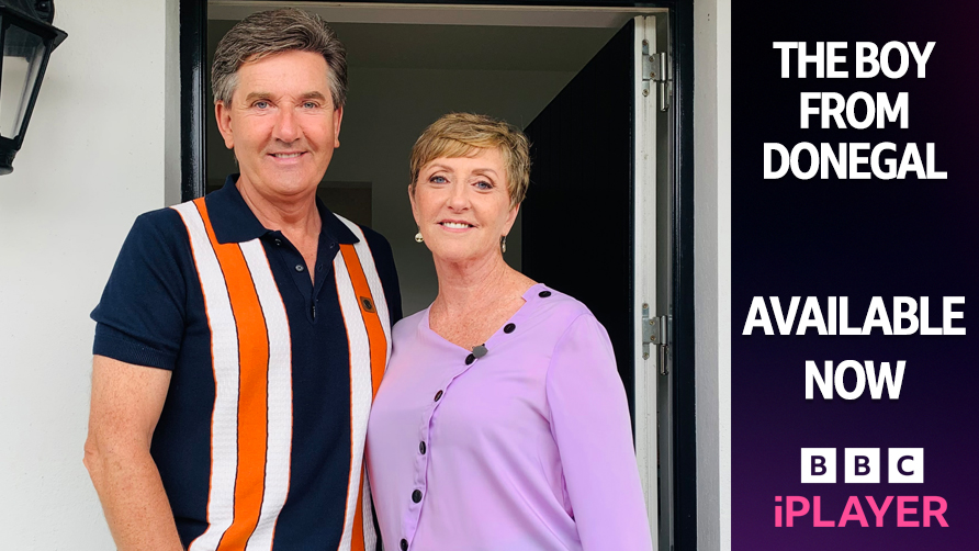 BBCnireland's tweet photo. An illuminating documentary marking singer Daniel O’Donnell’s 60th birthday, looking back at his life and 40 years as an entertainer, with exclusive access to his recent UK and US tours 🎤

Daniel O’Donnell - The Boy From Donegal ➡️ @BBCiPlayer 📺 https://t.co/vQyltF5hFv