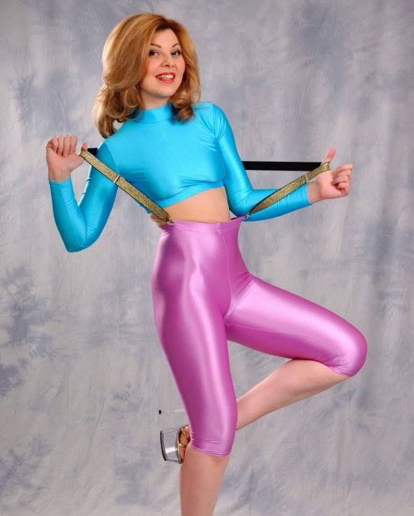 девушки в лайкре. Luchshie shiny. Luchshie shiny. джесси леггинс. Luchshie shiny.