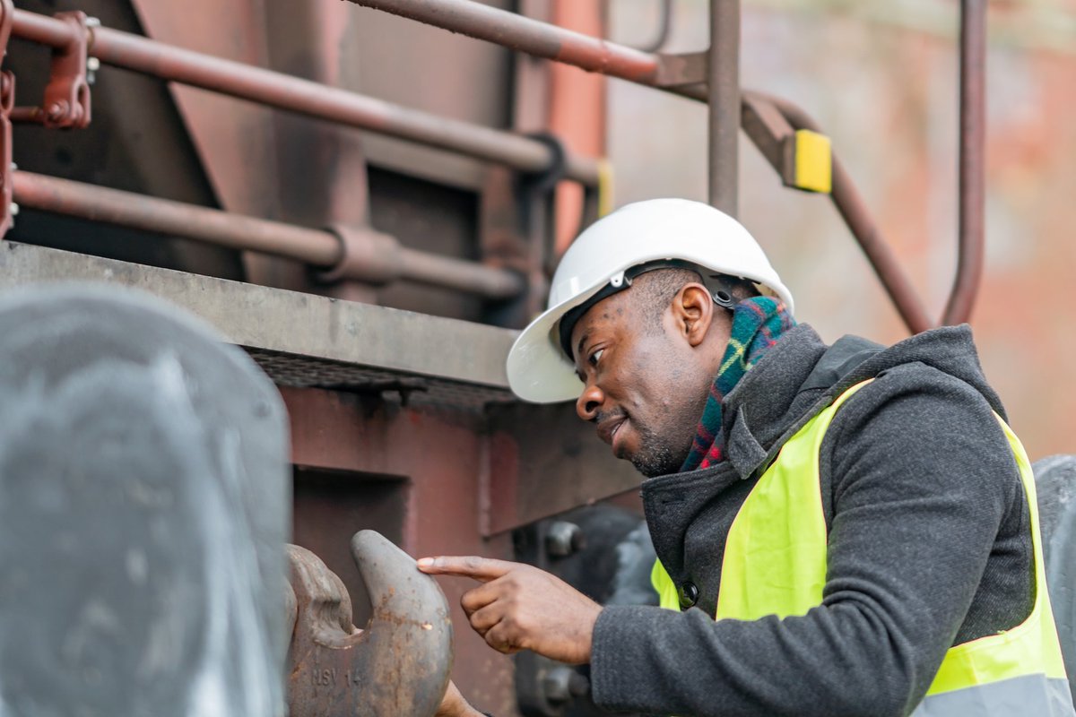 VentureforthInc's tweet image. Enhance your maintenance operations by giving your technicians the ability to record all work performed at the point of execution.
hubs.ly/H0ZpZBs0
.
.
.
#maintenancemobility #mobilemaintenance #maintenancecloud #cmms #eam #enterpriseassetmanagement #assetmaintenance