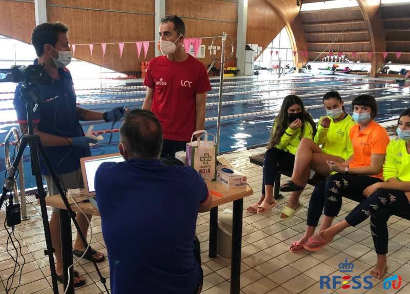RFESS1's tweet photo. ALTO NIVEL | Las y los socorristas de la zona 1 de ojeadores se encuentran en #Noja #Cantabria en una concentración que cuenta con la colaboración del Club Noja Playa Dorada y del @nojayuntamiento en la primera experiencia territorial de este tipo que lleva a cabo la @RFESS1 https://t.co/WYihkOOujm