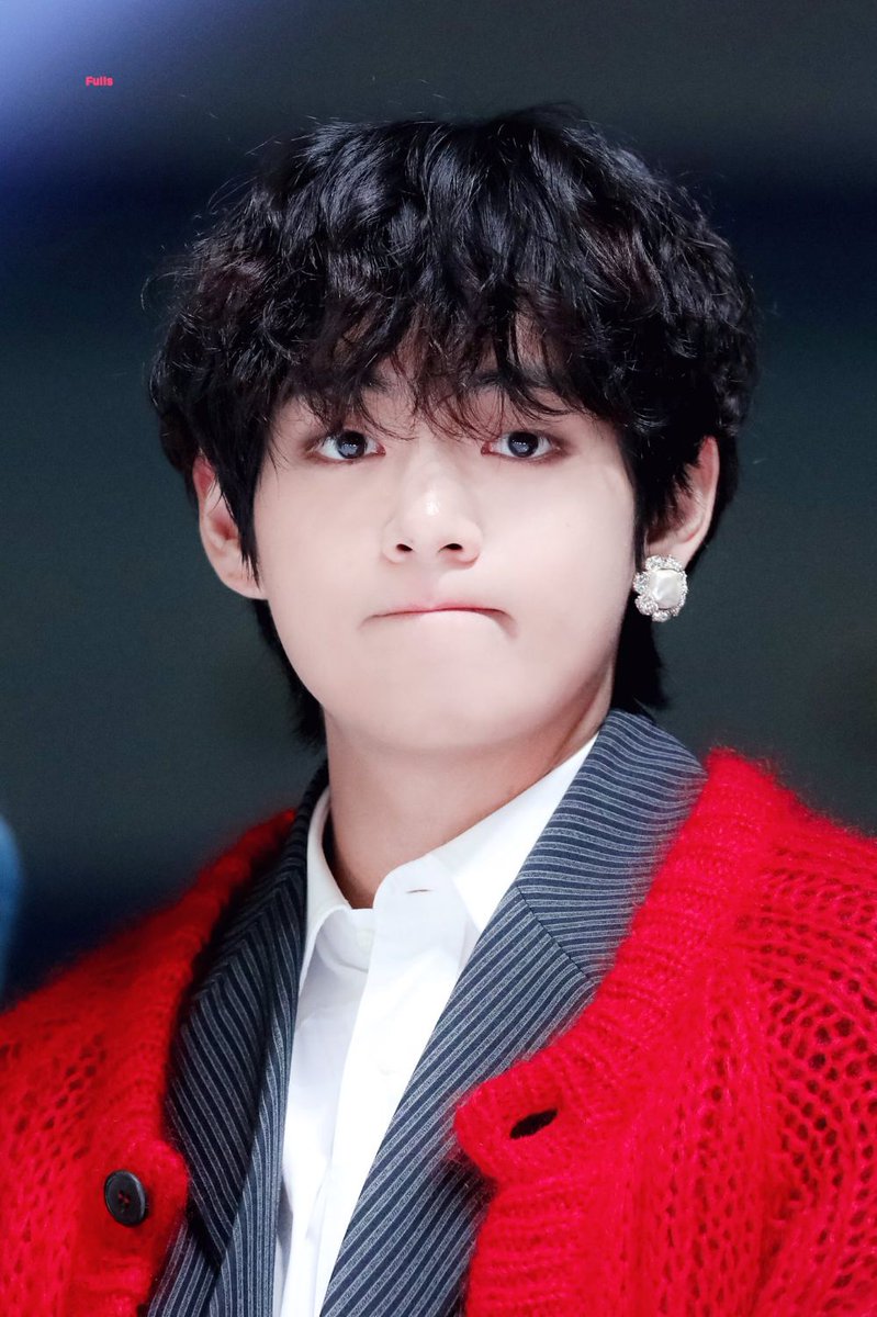 _bts_angelarmy7's tweet photo. #HappyBirthdayTaehyung
#HappyTaehyungDay
#HAPPYVDAY_ํํ์ด์๋ ๋ค์ด๋ฐ๊ฒ๋น๋๊ธธ
#Taehyungbirthday
#vbts
#VBDAY https://t.co/g8WLYsez6V