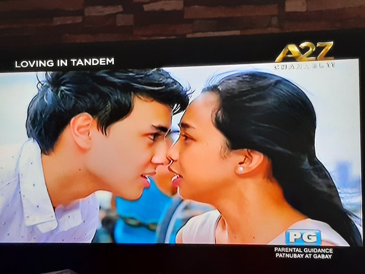 Chrizzychris07's tweet photo. #LovingInTandem was shown today on national tv while #PrincessDayaReese still showing on Netflix..what a way to end the year for our #MayWard fandom!

Thank you LORD!!
@maymayentrata07 &amp; @Barber_Edward_ https://t.co/dqlIu0vSTQ