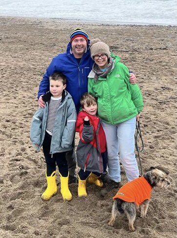 CEO_Devon_ACF's tweet image. A day out for the whole tribe at #widemouthbay near @VisitBude today, burning off some #xmasexcess. Not exactly beach weather!