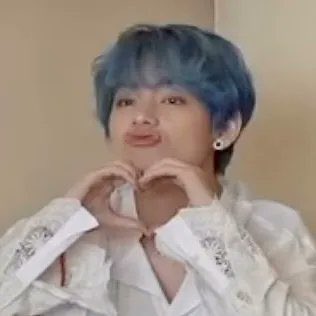 jiminbusanjk's tweet photo. vídeos do taetae sendo um bebezinho adorável — a thread 

#HAPPYVDAY #TAEHYUNGDAY 
#HappyBirthdayTaehyung 🐻 https://t.co/YBVihbOJkB