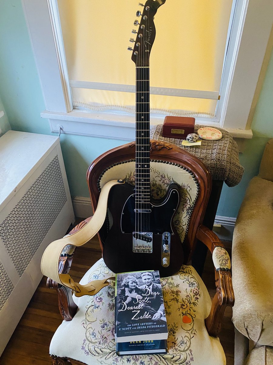 monroe_quinn's tweet photo. This picture wasn’t posed, it just happened. Add some Italian food and that’s my life right there. #fender #fscottfitzgerald #ripprecious #telecaster #getback https://t.co/o0tgstEcwa