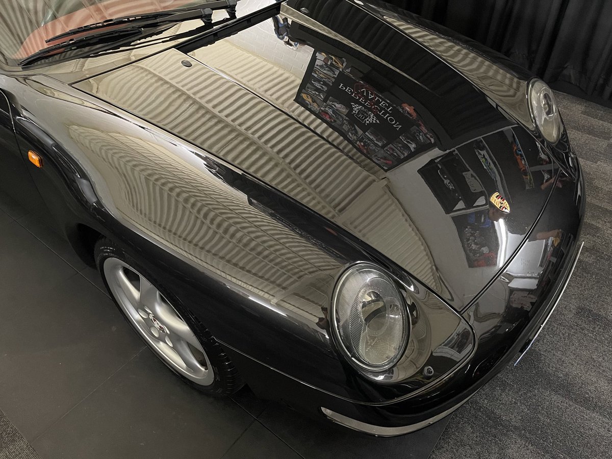 perfectionvalet's tweet image. Not quite as shiny as the RS when I started it but soon managed to recover the tired paint on this 911. #pv2021