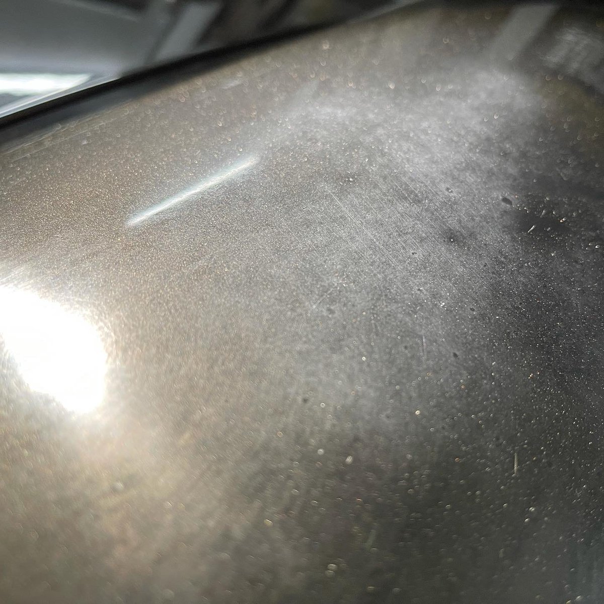 perfectionvalet's tweet image. Not quite as shiny as the RS when I started it but soon managed to recover the tired paint on this 911. #pv2021