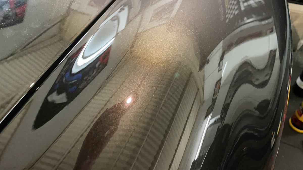 perfectionvalet's tweet image. Not quite as shiny as the RS when I started it but soon managed to recover the tired paint on this 911. #pv2021