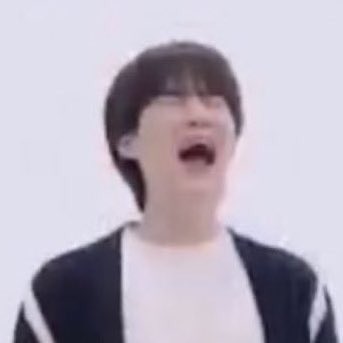 SakunthalaK4's tweet photo. @agustdfms @BTS_twt Ahhhh hottttttt 🤯🔥🔥💘💘 https://t.co/YIzbsKc3Oy