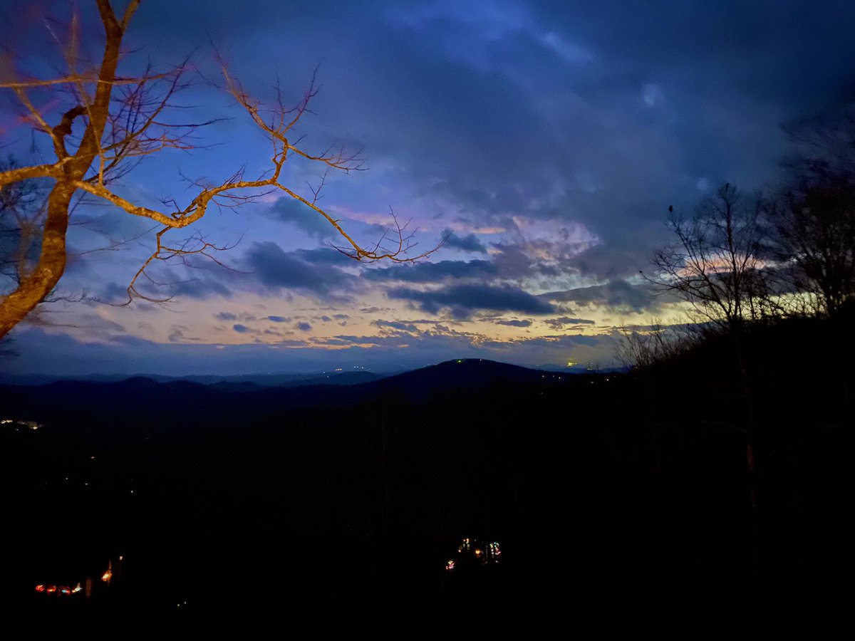 #toddnc #ncmountains #breathe #teachervacay #teacherbreak #Christmas2021