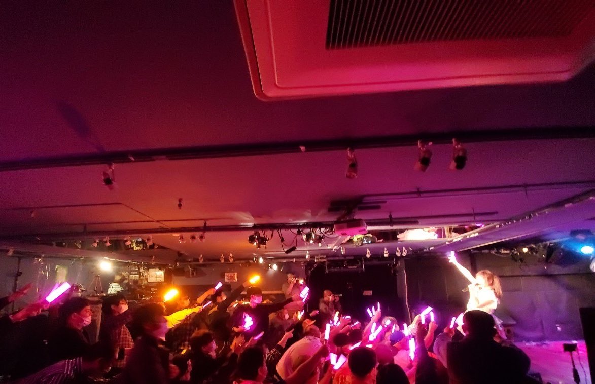 tatemingohan's tweet photo. ワンマンライブ！サイリウムの夢、ご覧いただいた皆様ありがとうでした❣️過去も今も未来も詰め込んで、最後までハッピーに終わるぞ！がテーマで、皆の笑顔が沢山見れて、最高でした🧡

今後は事務所とアイドルG【覚醒シンカロン】@Kakushin_Info 応援してくれたら嬉しいです❣️これからも一緒だよ！ https://t.co/m1ucj7js4A