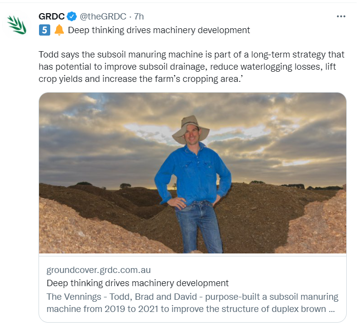 InnovationFarm7's tweet photo. Innovation overcome constraint in heavy clay subsoil -subsoil improved, getting clay to form larger particles to increase pore space, so roots grow and access water &amp; air.
Subsoil manuring composts &amp; animal manures 16-18 t/ha created new porous structure, much less waterlogging! https://t.co/NcvtUVoG0n