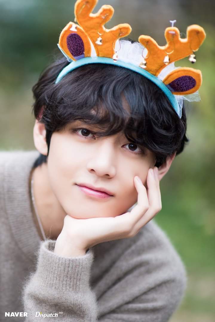 withmela_'s tweet photo. Anh ơi, tuổi mới bình an anh nhé.
#HappyBirthdayTaehyung #HappyTaehyungDay #HappyTaeDay #OurWinterBear https://t.co/9uearnRCvB