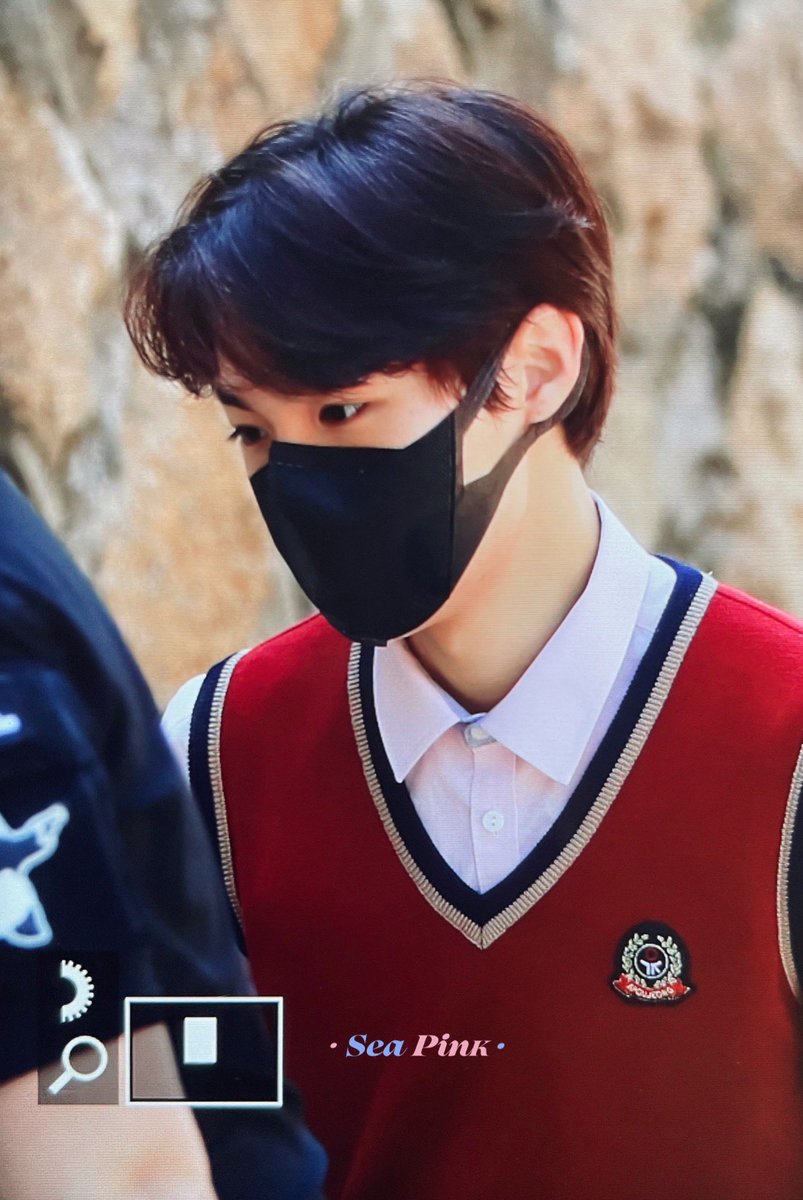 kdfolder's tweet photo. we're so proud of you, doyoung! https://t.co/rYgEneG0ai