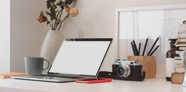 thefactcheckhub's tweet photo. #HowToFactCheck: Have you ever wondered how fact-checks are done? Do you think it is something you could do? The simple answer is YES!
Learn how to fact-check images using @Google Reverse Image and TinEye search tools via this tutorial: https://t.co/zIS81GwK0L
#FactCheckHub https://t.co/tDFK0PXR7T