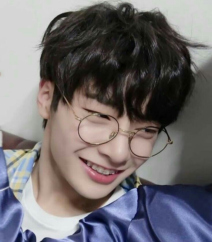 I3ShitenHz's tweet photo. ก้อนหนมปังเด่ก 🥺 https://t.co/muXMTSHkUG