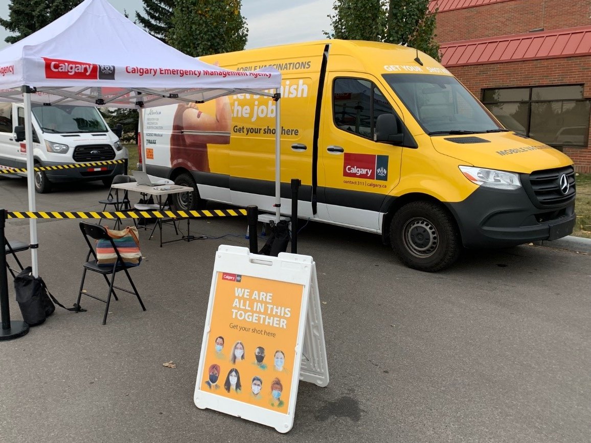 cityofcalgary's tweet photo. Get your 1st, 2nd or 3rd vaccination (if @AHS_media
 required) at the mobile vaccination station here today (for those aged 18+ only):

📍@SouthcentreMall
📍@CalgaryLibrary (Seton)

For more information visit https://t.co/jLGhNfTmnE https://t.co/DCEMDXDECX